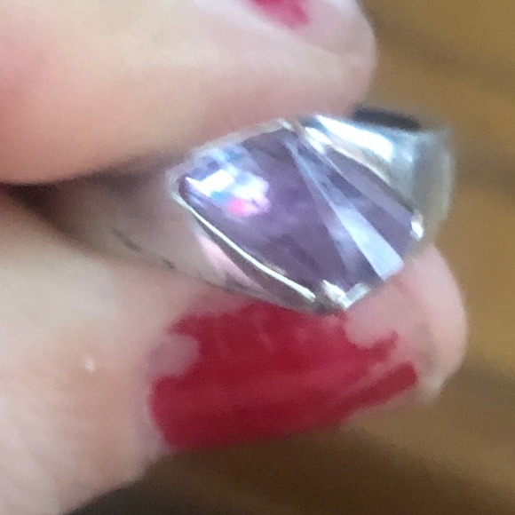 Ring - Picture 5 of 5